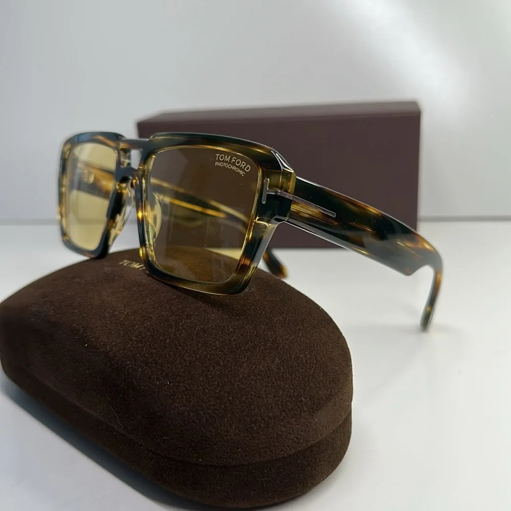 Tom Ford Redford Yellow Photochromatic Square Men's Sunglasses FT1153 52E 56.